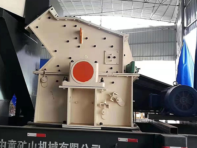 又發貨了! 中意高效細碎機助力鐘總砂石廠細碎生產