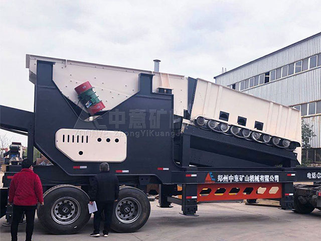 中意移動(dòng)滾軸篩順利發(fā)貨江蘇常州