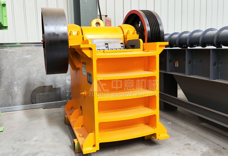 顎式破碎機.jpg 顎式破碎機